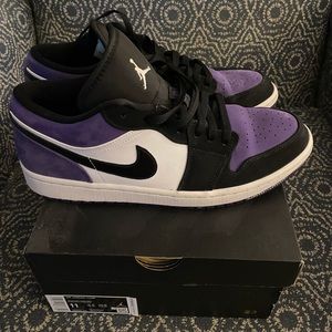 Men’s size 11  Jordan 1 low court purple size 11-Worn three times. Box included